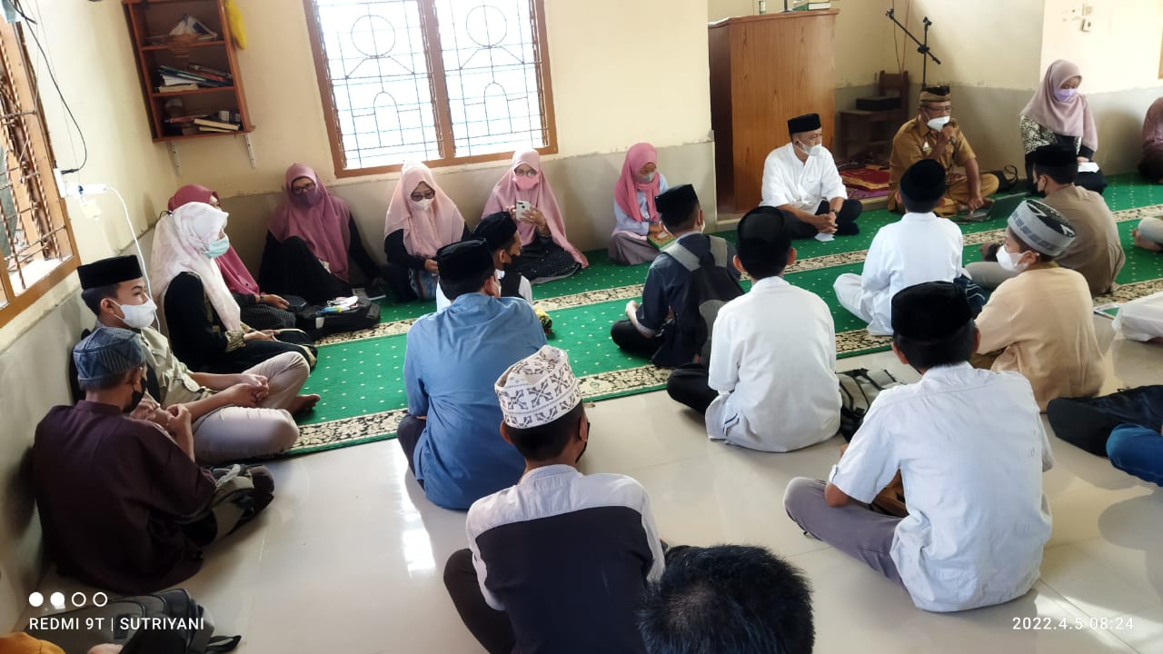 Cara Menarik Perhatian Siswa Saat Mengajar Cara Menarik Perhatian Siswa Saat Mengajar