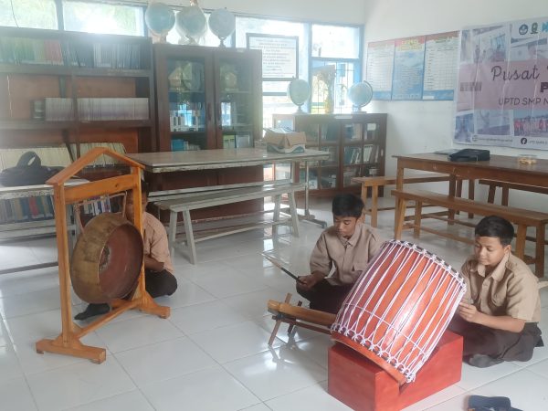 Gelorakan Semangat Hardiknas, Siswa UPTD SMPN 5 Sinjai Intensifkan Persiapan Lomba