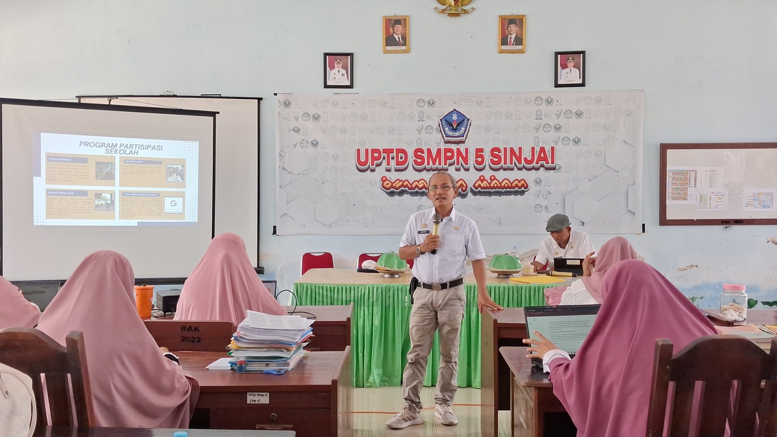 Sinergi Membangun Sekolah: Observasi Dinas Pendidikan Perkuat Kepemimpinan UPTD SMPN 5 Sinjai