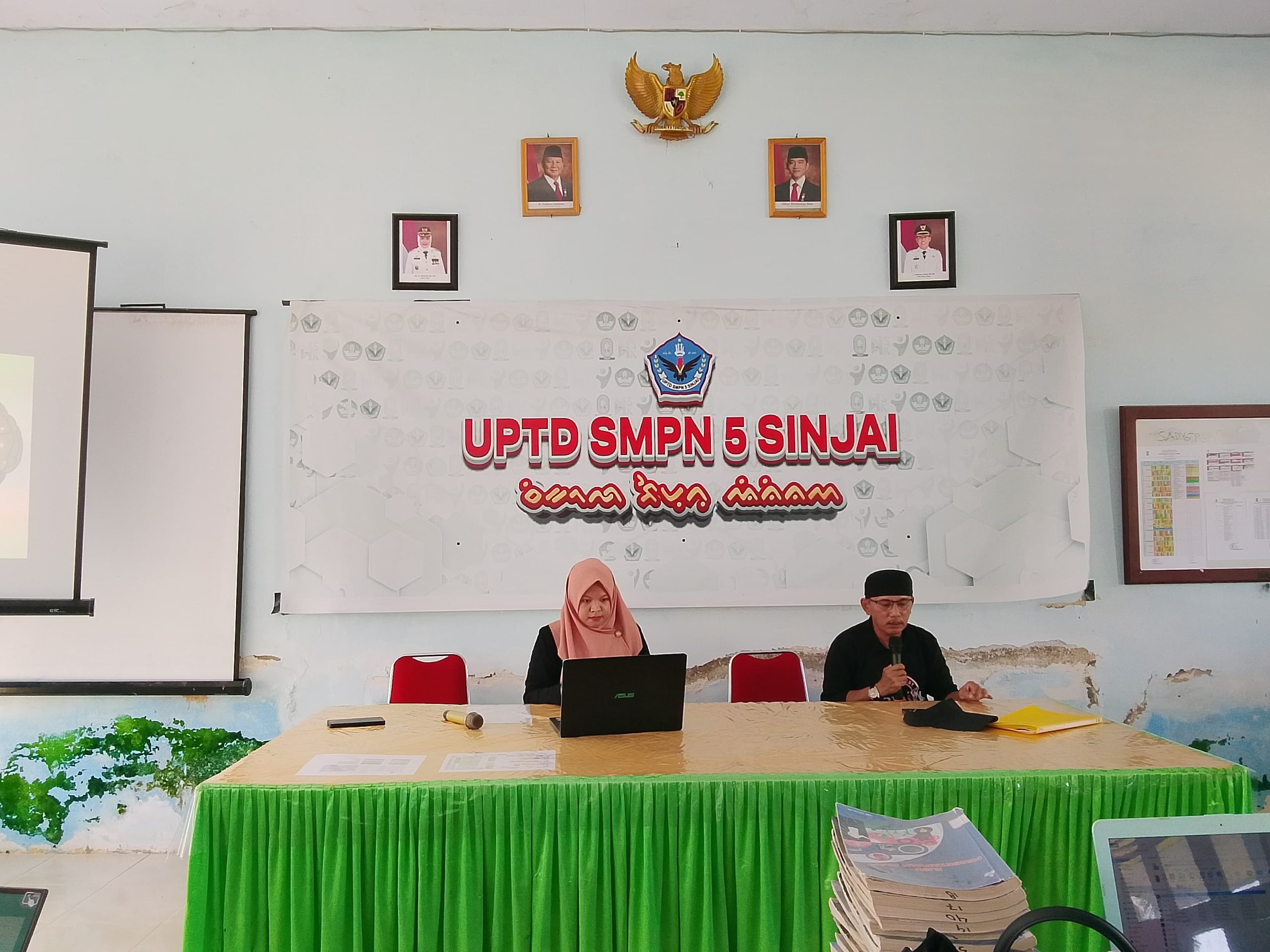 Menggali Ilmu Lebih Dalam: Komunitas Belajar Ininnawa UPTD SMPN 5 Sinjai Selaraskan Perencanaan Pembelajaran Mendalam (Deep Learning) Menggali Ilmu Lebih Dalam: Komunitas Belajar Ininnawa UPTD SMPN 5 Sinjai Selaraskan Perencanaan Pembelajaran Mendalam (Deep Learning)
